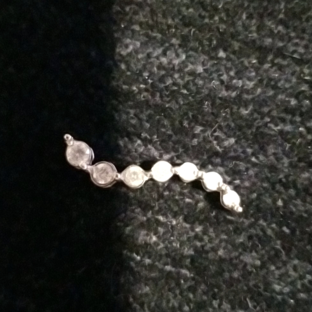Journey (pendant only)10kt. White gold&diamonds
